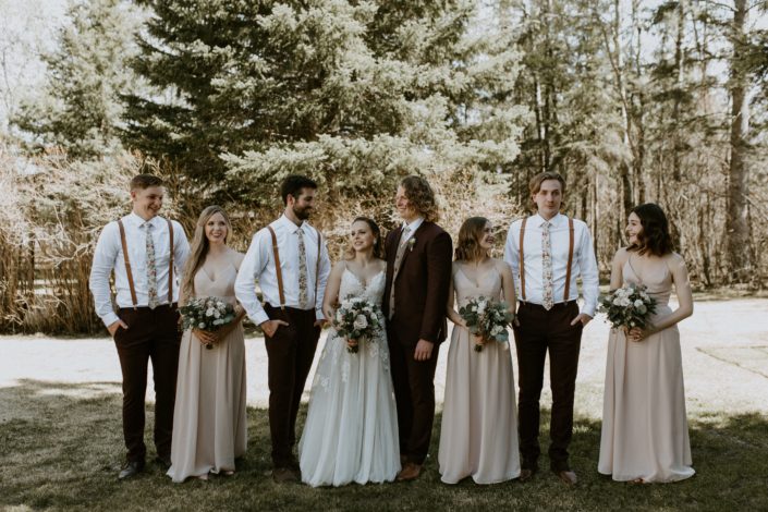 Rustic Elegance bridal party at Pine and Pond with blush, white & burgundy bouquets