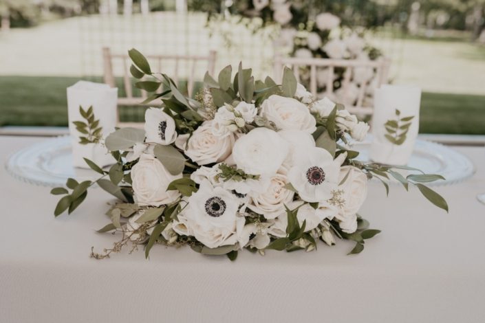 exquisite white bridal bouquet