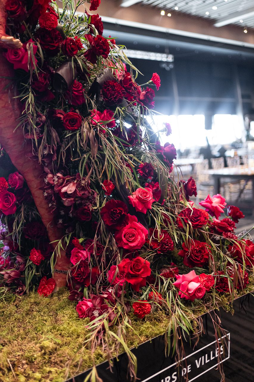 A close up of some of the stunning fresh flowers from Florists Supply that made up Beyonce's skirt.