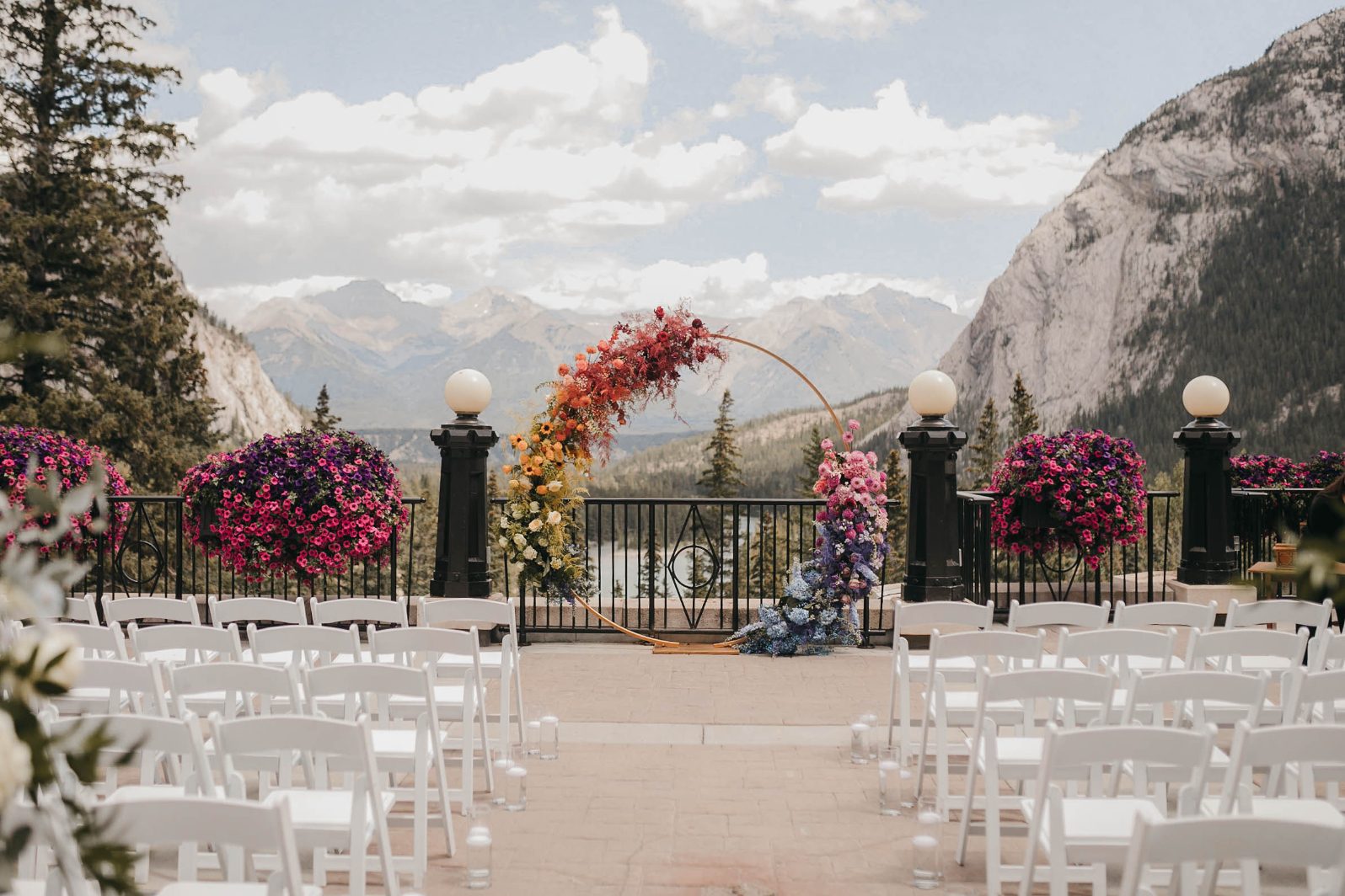 Rainbow Ombre Circular Arch
