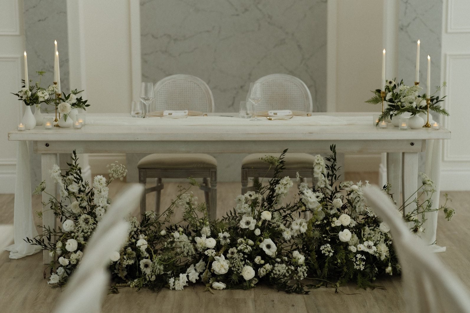 White + Green Sweetheart Table at Archway Manor White and green sweetheart table at Archway Manor Reception.