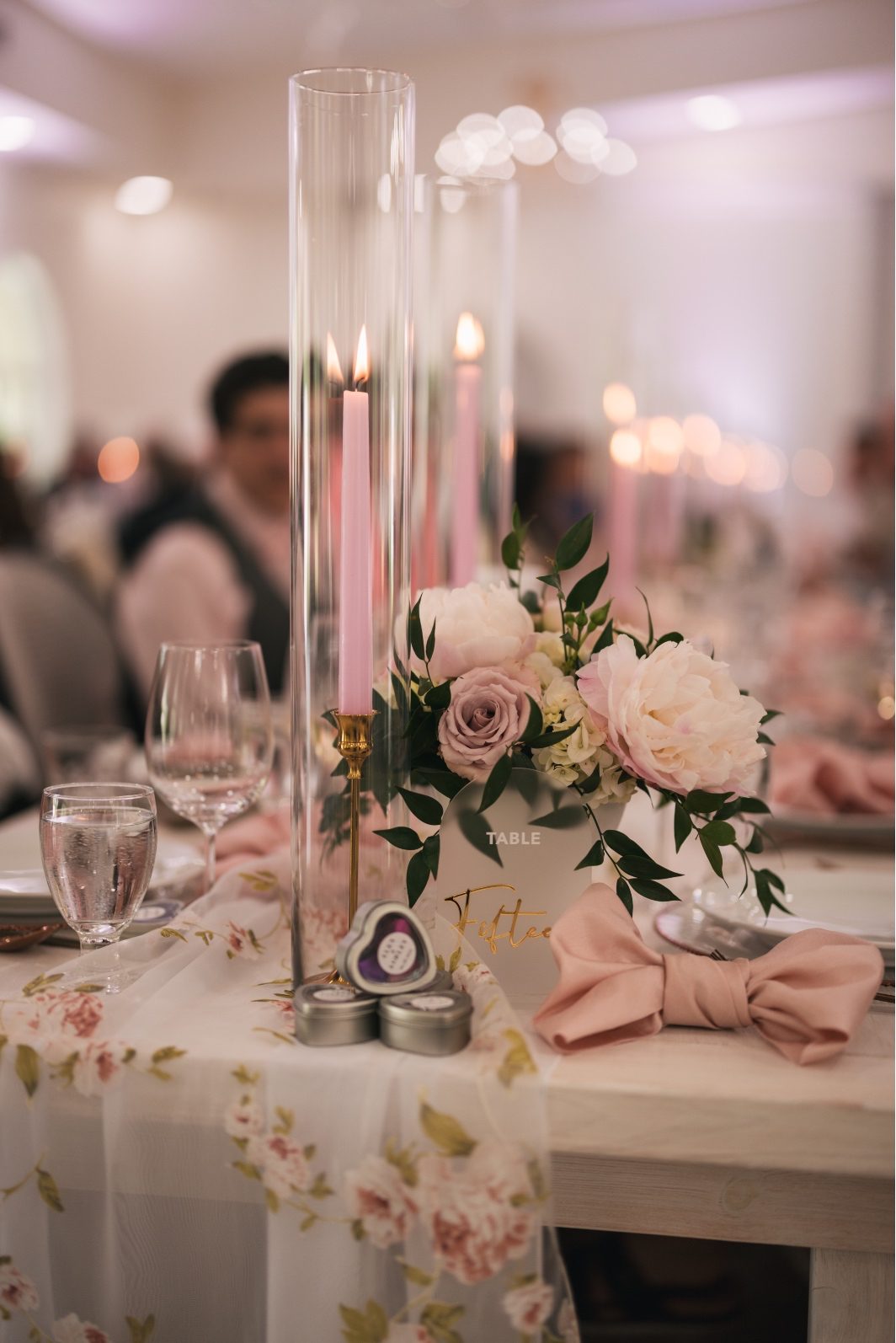 Blush Guest Tables at Archway Manor